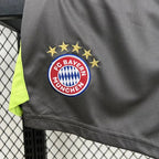 Bayern 2025 Black Goalkeeper Jersey