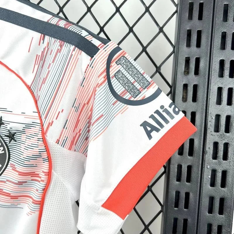 Bayern 2025 Away Shirt