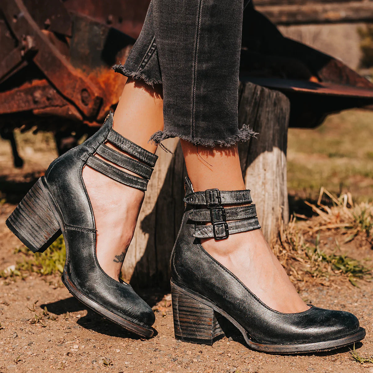 Women's Heeled Ankle Boots - Leather Zip Booties