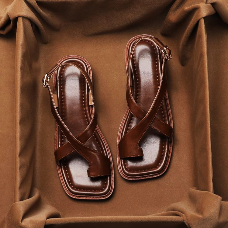 Women's Strappy Sandals - Buckled Leather Flat Slides