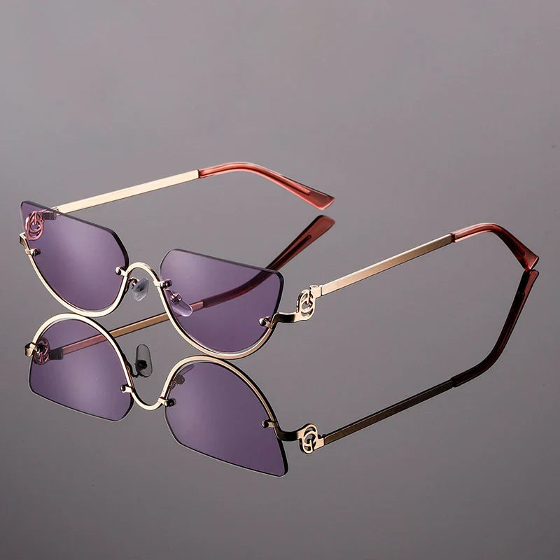 Women's Cat Eye Sunglasses - Retro Pointed Frame Shades