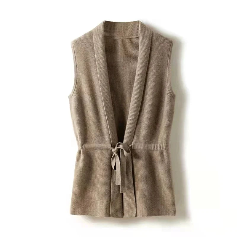 Women's Knit Vest - Sleeveless Cable Pullover