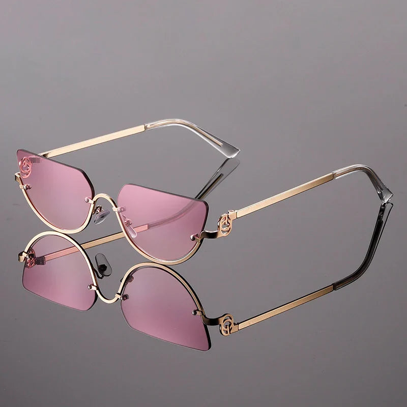 Women's Cat Eye Sunglasses - Retro Pointed Frame Shades