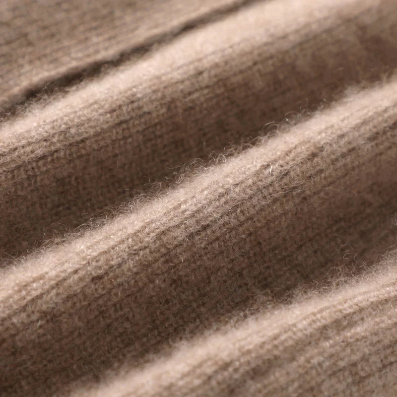 Women's Knit Vest - Sleeveless Cable Pullover