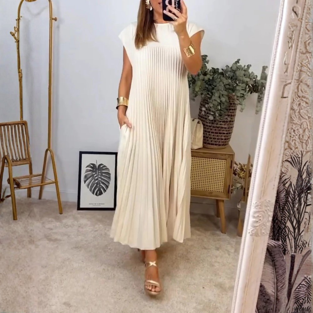 Women's Pleated Maxi Dress