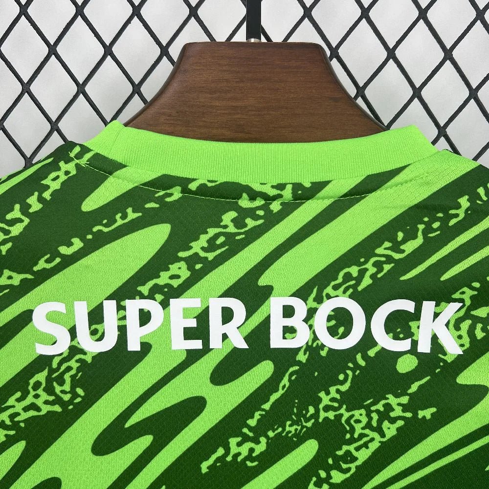 Sporting 2025 Goalkepper vibrant green Jersey