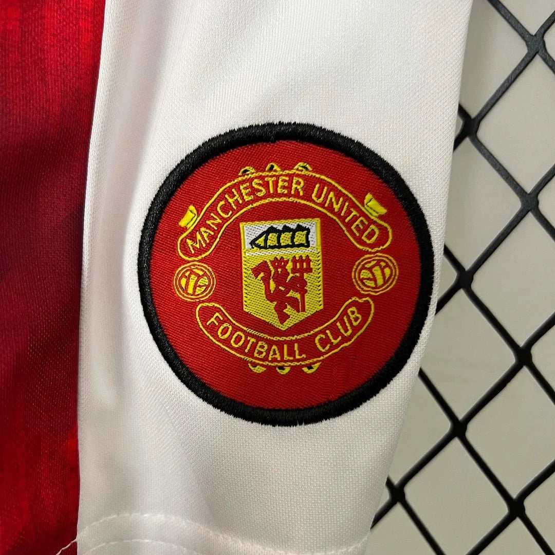 Man United 1996 Home Jersey