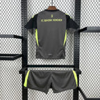 Bayern 2025 Black Goalkeeper Jersey