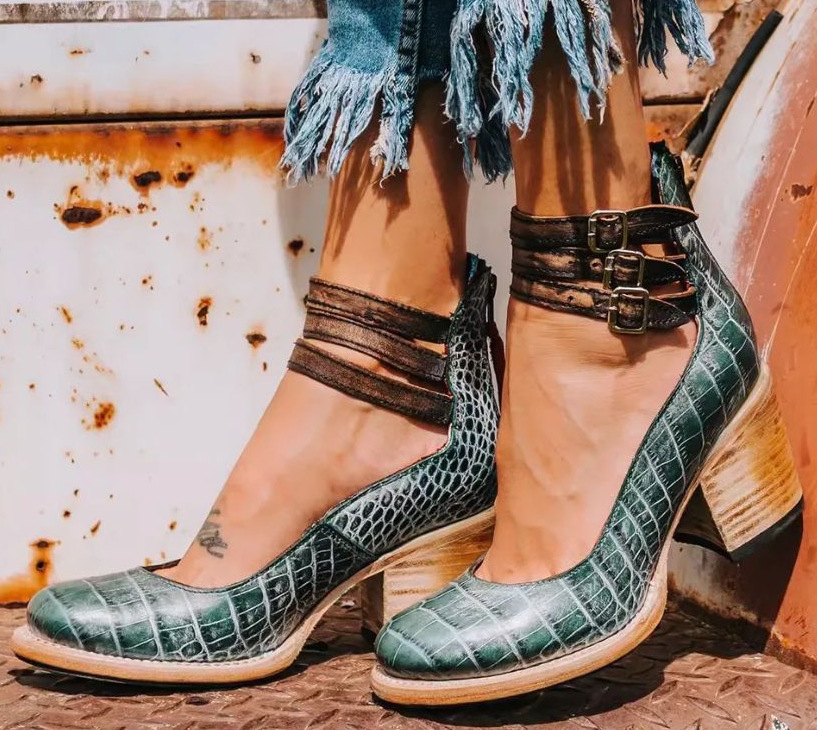 Women's Heeled Ankle Boots - Leather Zip Booties